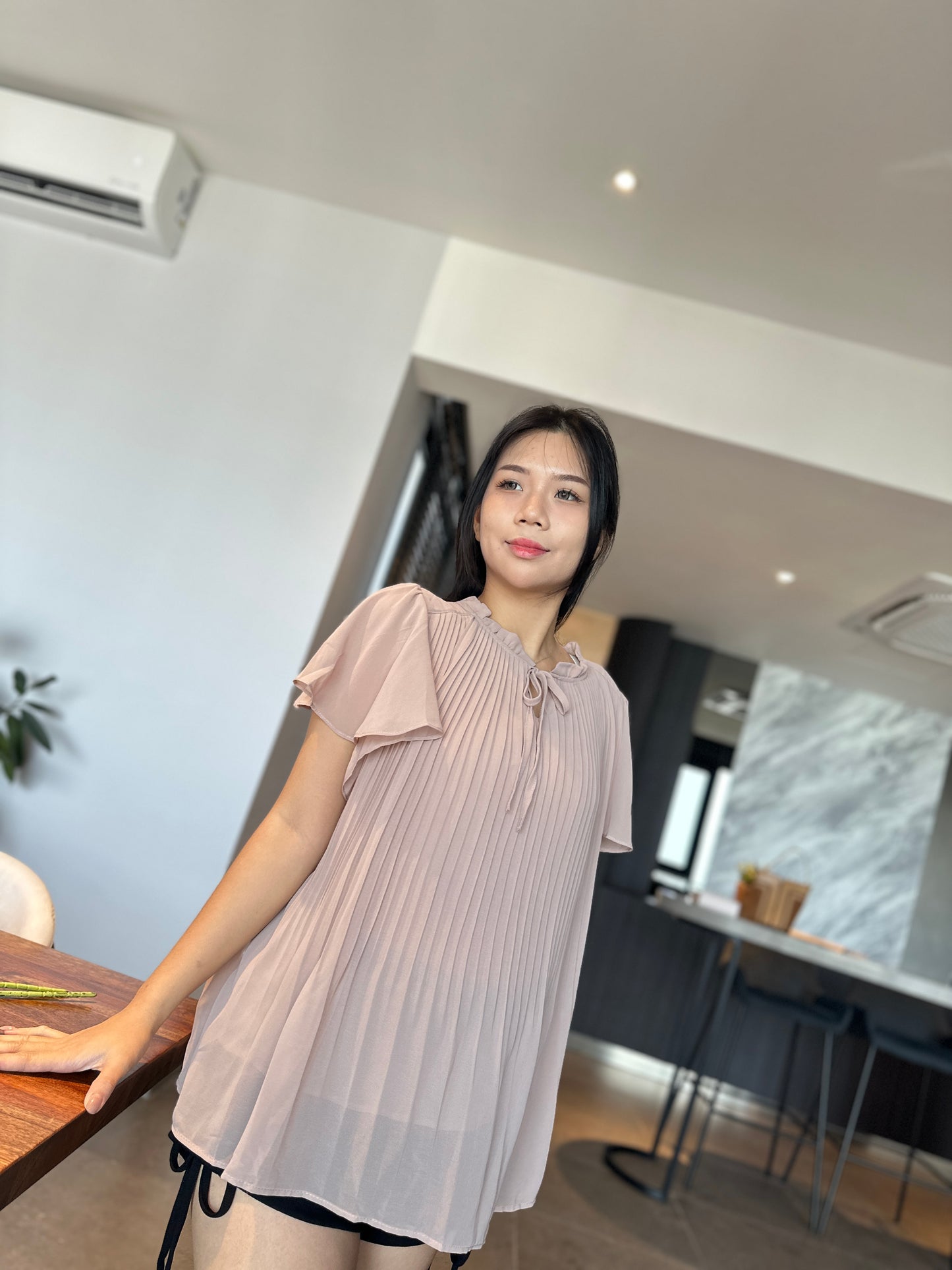 Miiya Sleeved Top