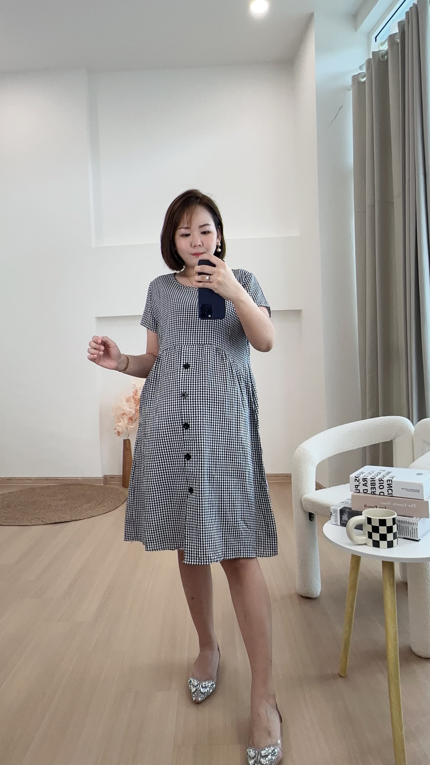 Xena Sleeved Grid Dress