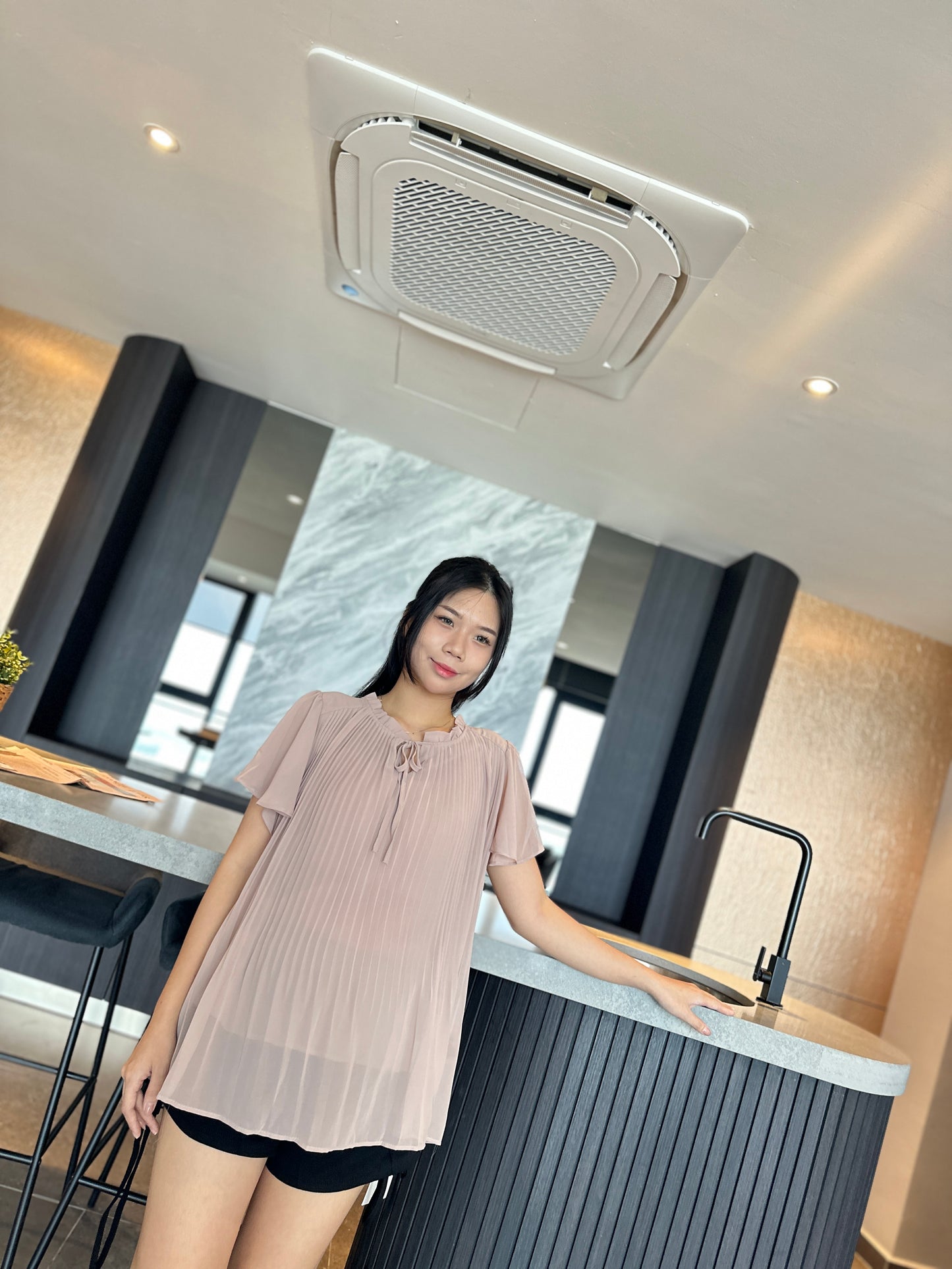 Miiya Sleeved Top