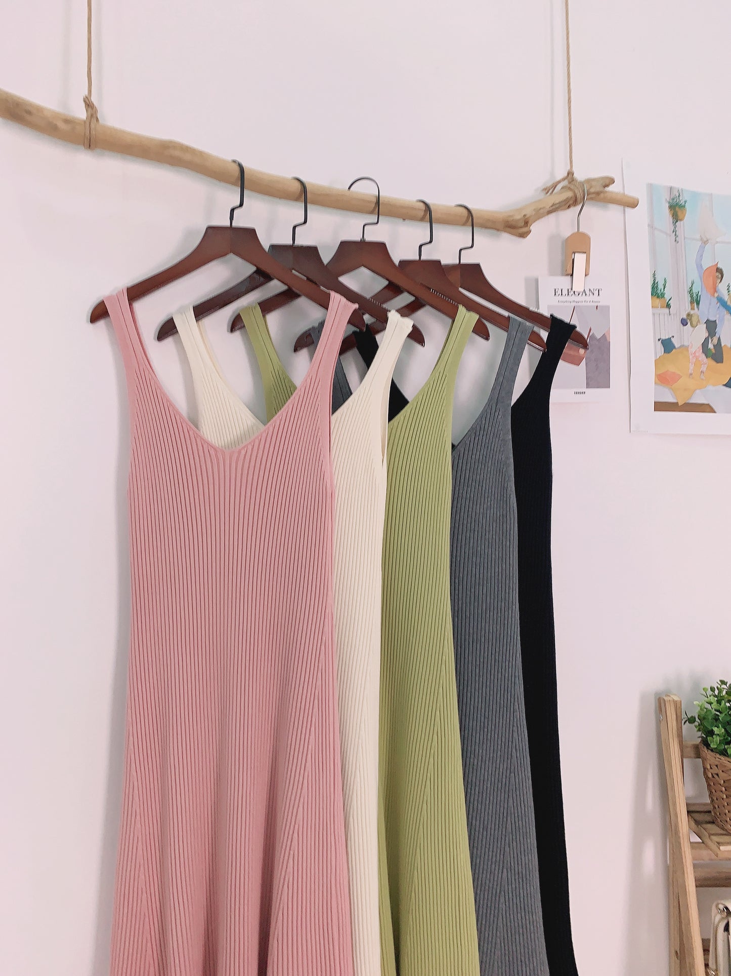 Lovince-Avyya Midi Knitted Dress