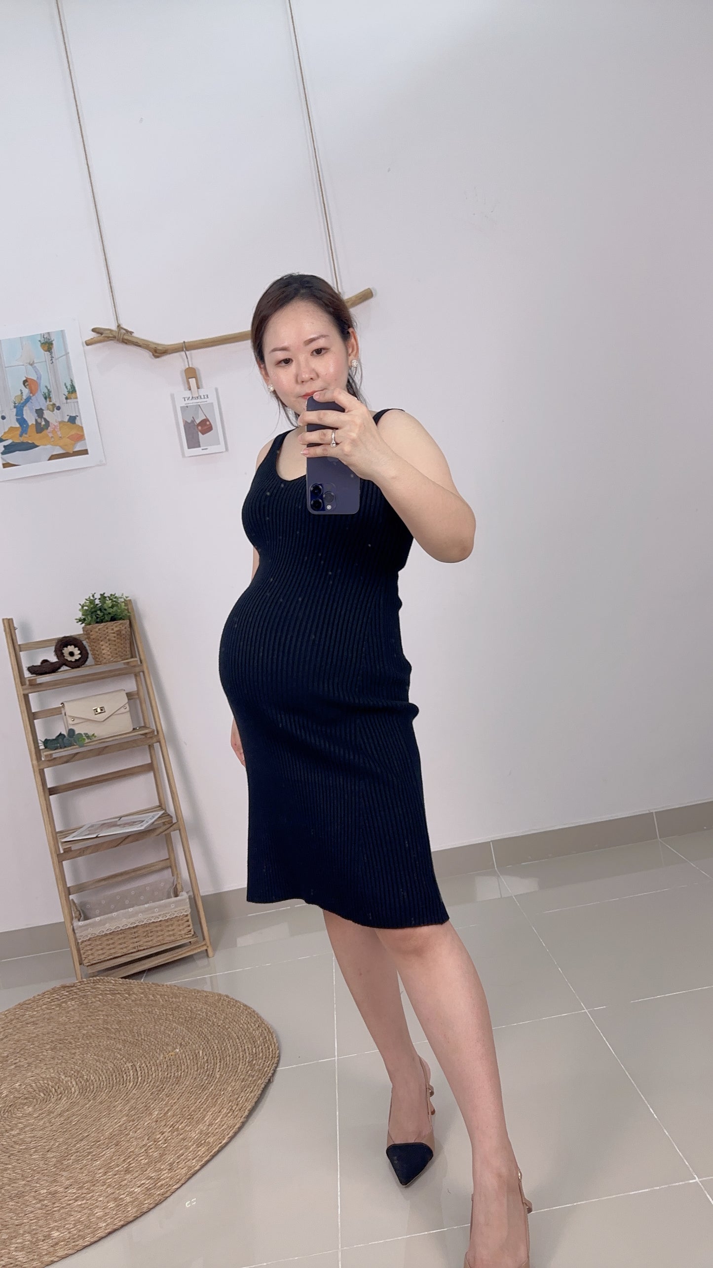 Lovince-Avyya Midi Knitted Dress