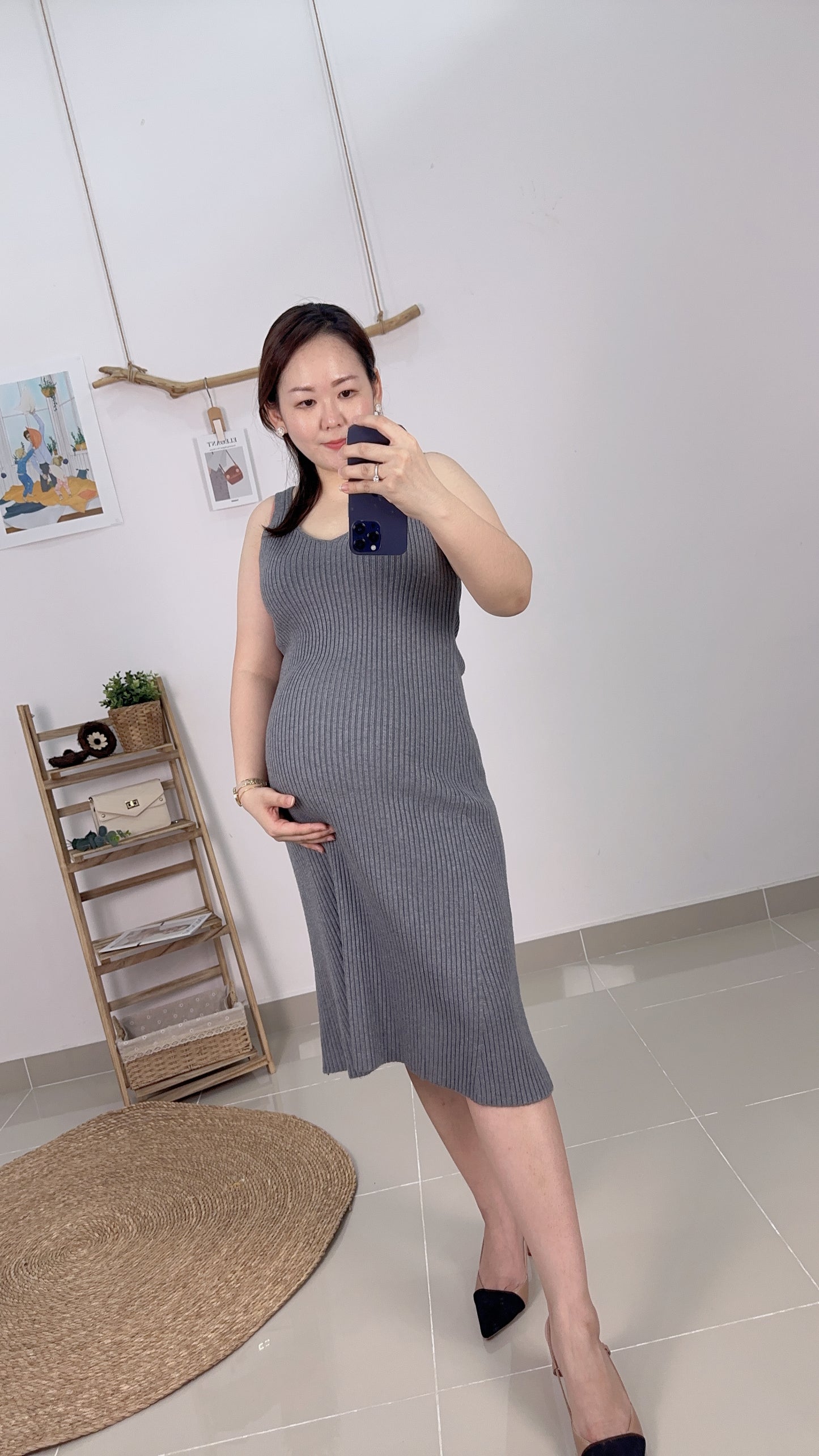 Lovince-Avyya Midi Knitted Dress