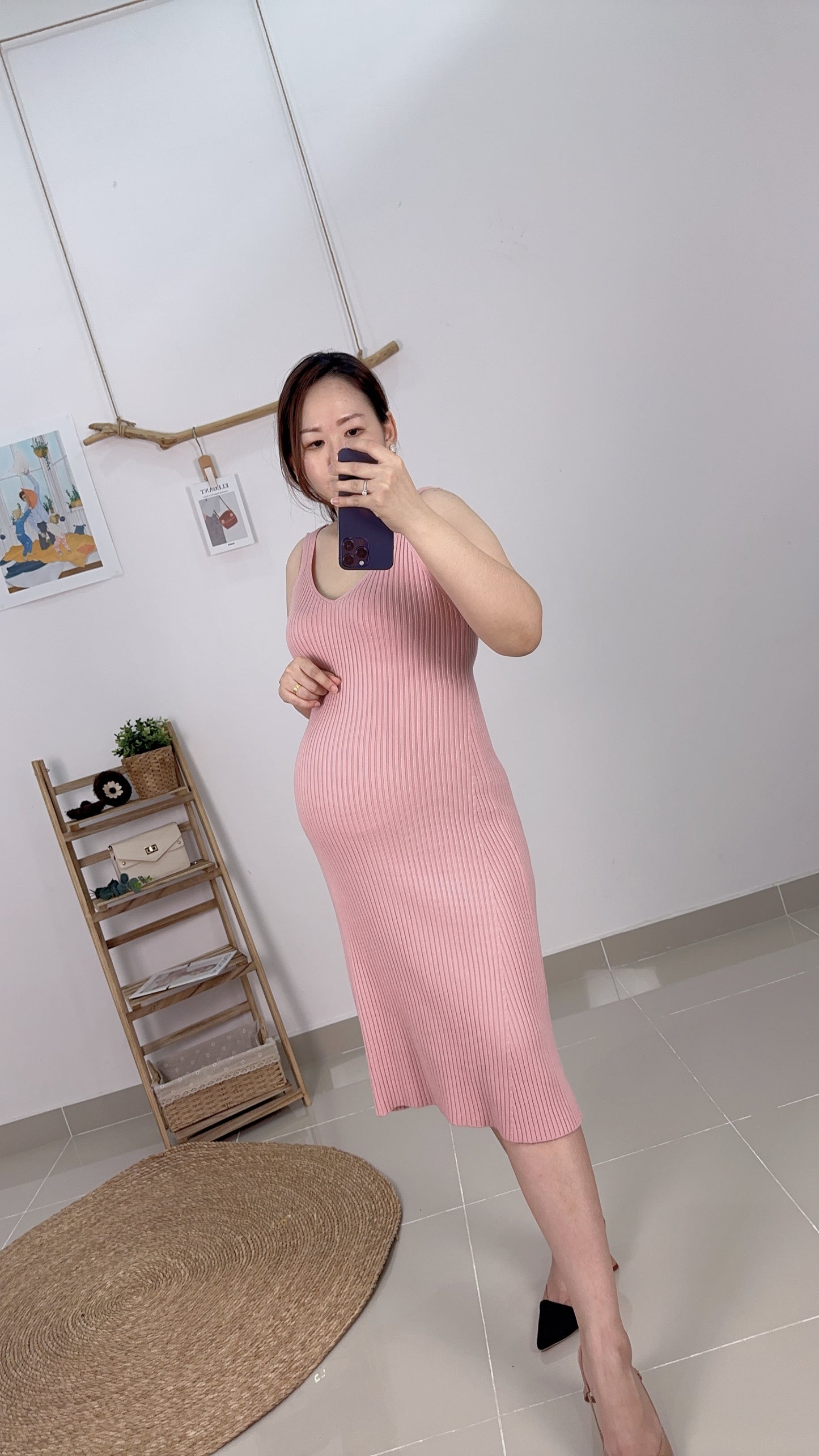 Lovince-Avyya Midi Knitted Dress
