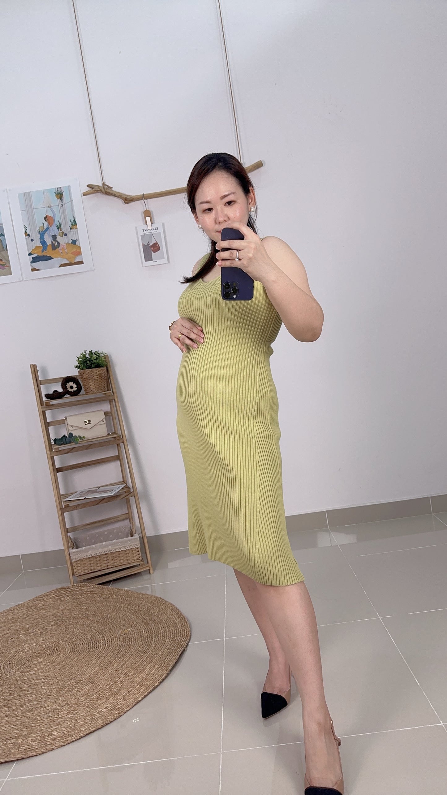 Lovince-Avyya Midi Knitted Dress