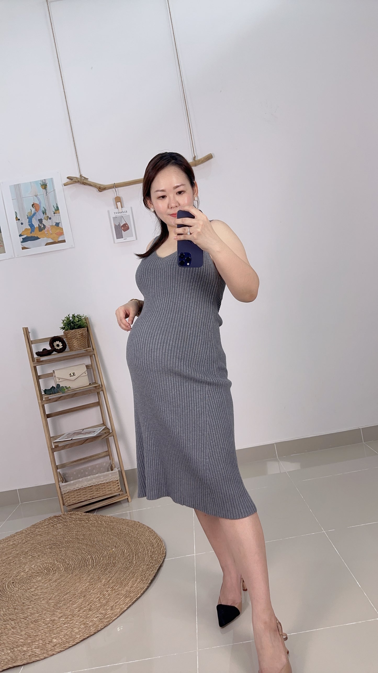 Lovince-Avyya Midi Knitted Dress