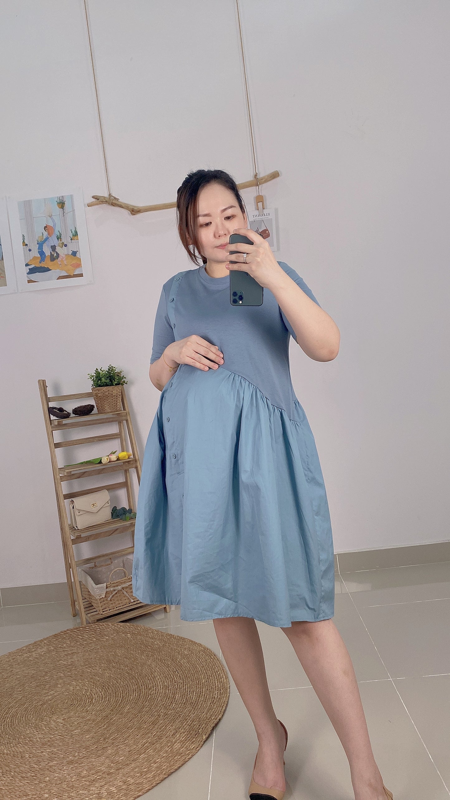 VENE Blue Side Button Maternity Dress