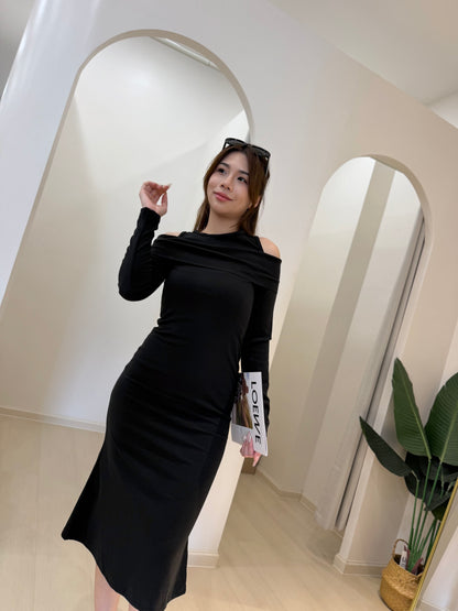 Ava Off-Shoulder Maxi Dress