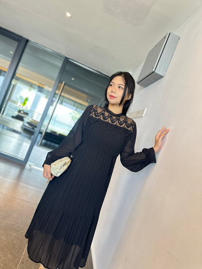 Yule Elegant Dinner Dress