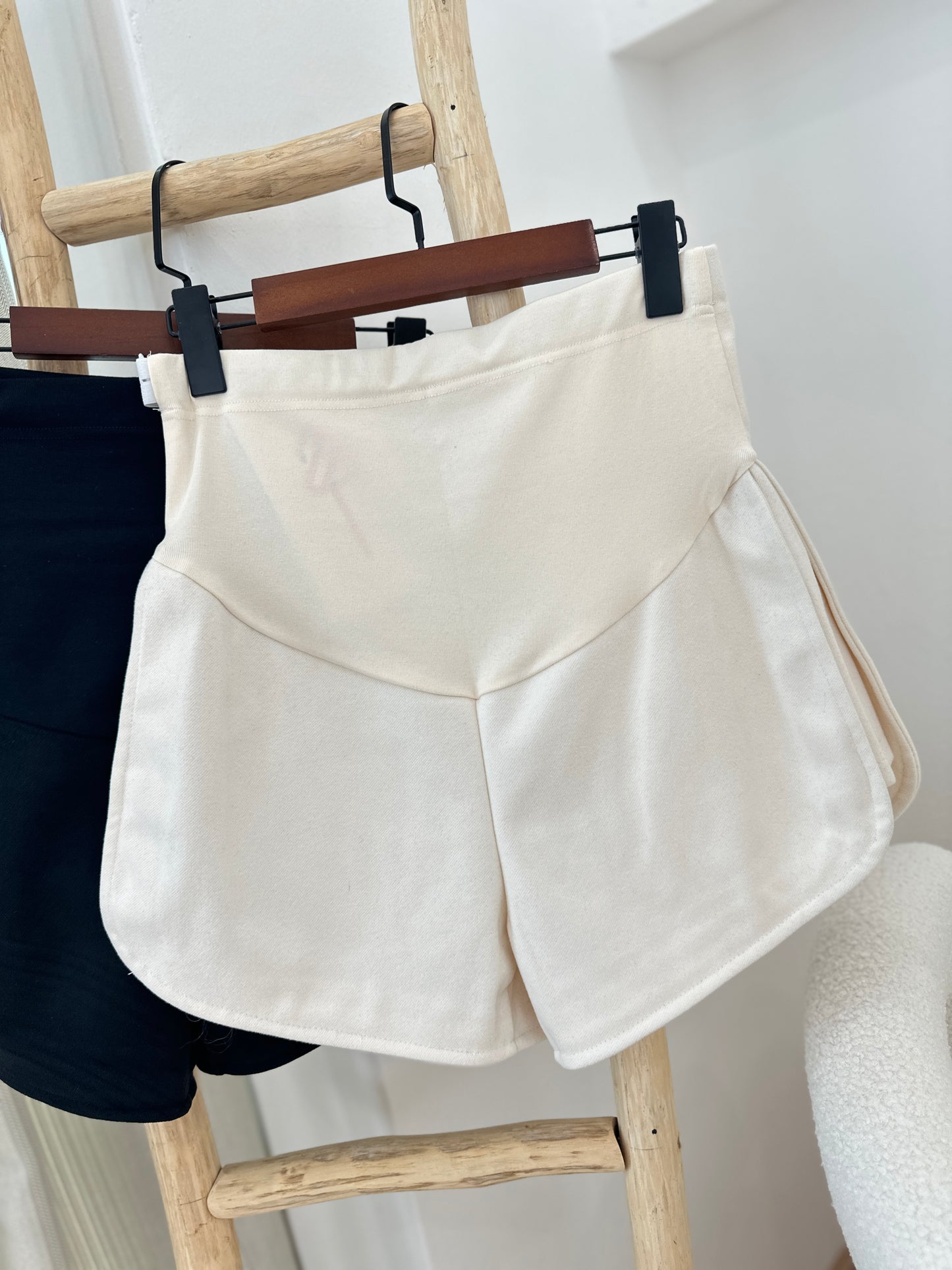 Novva Short Pant