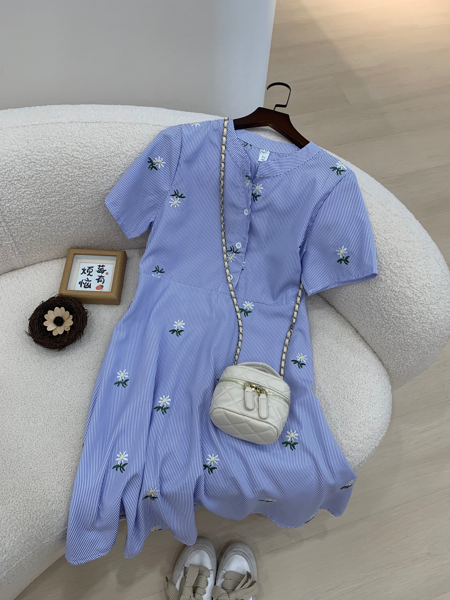 Teeya Floral in Blue