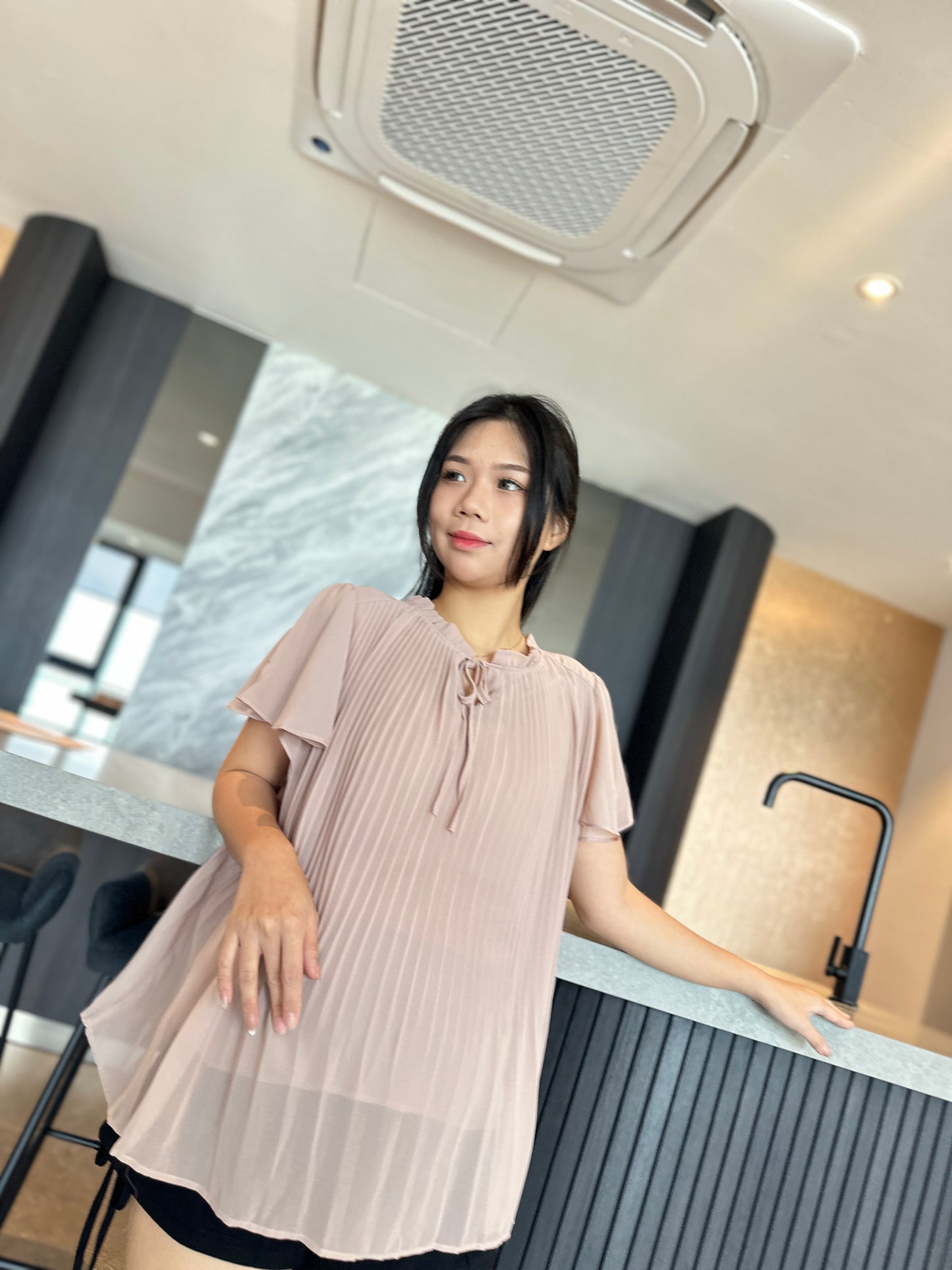 Miiya Sleeved Top