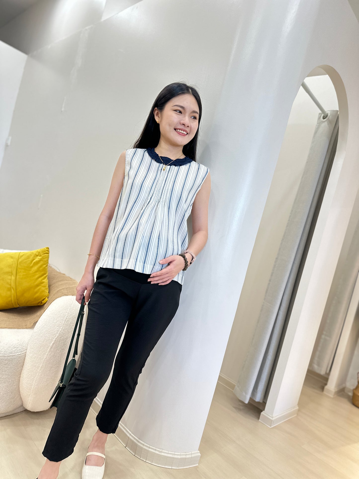 Emra Sleeveless Summer Top