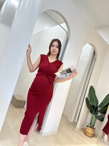 Aemi Fitted Knit Dress