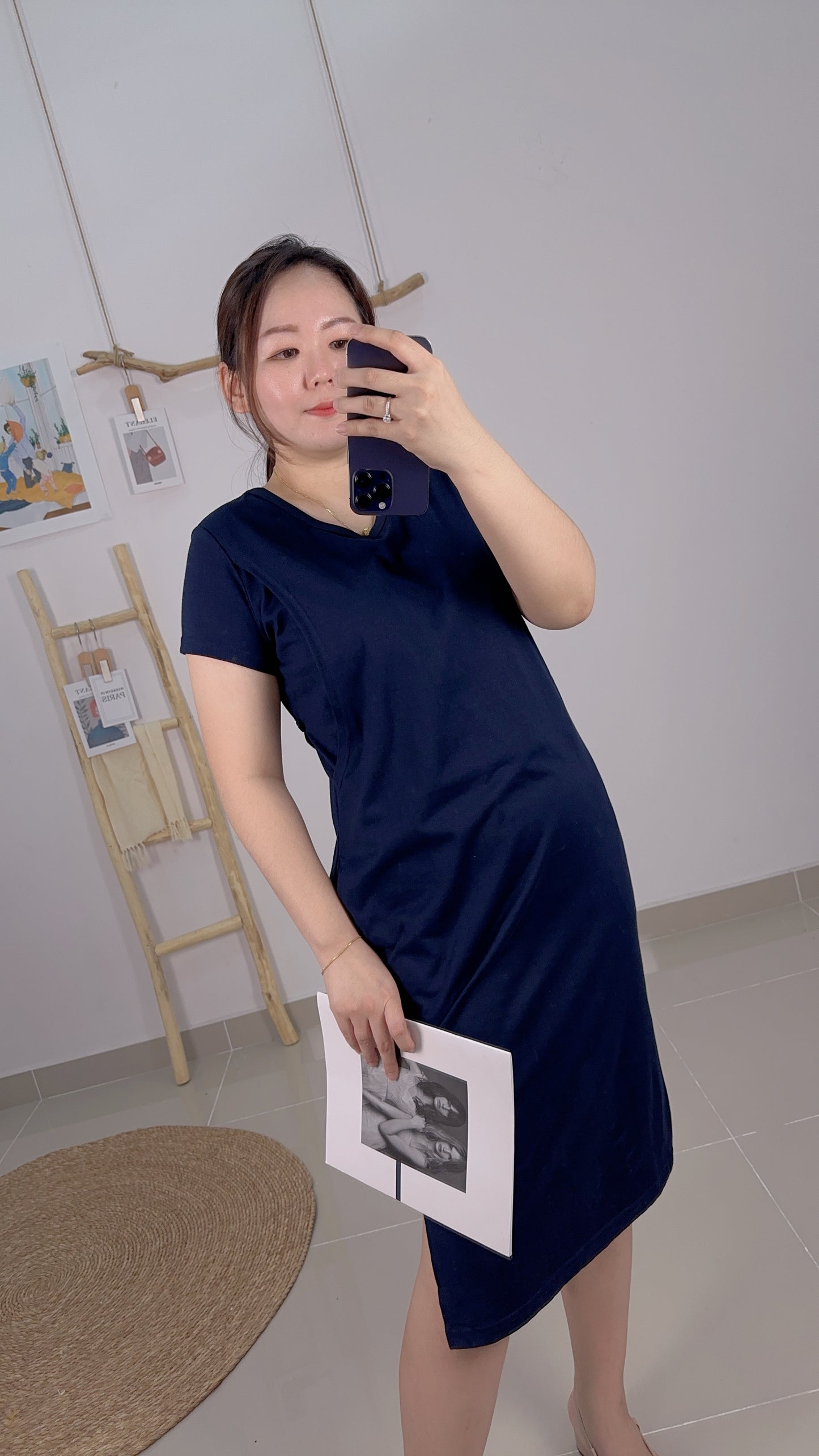 Lovince-Naelyn-V Nursing Dress in Navy