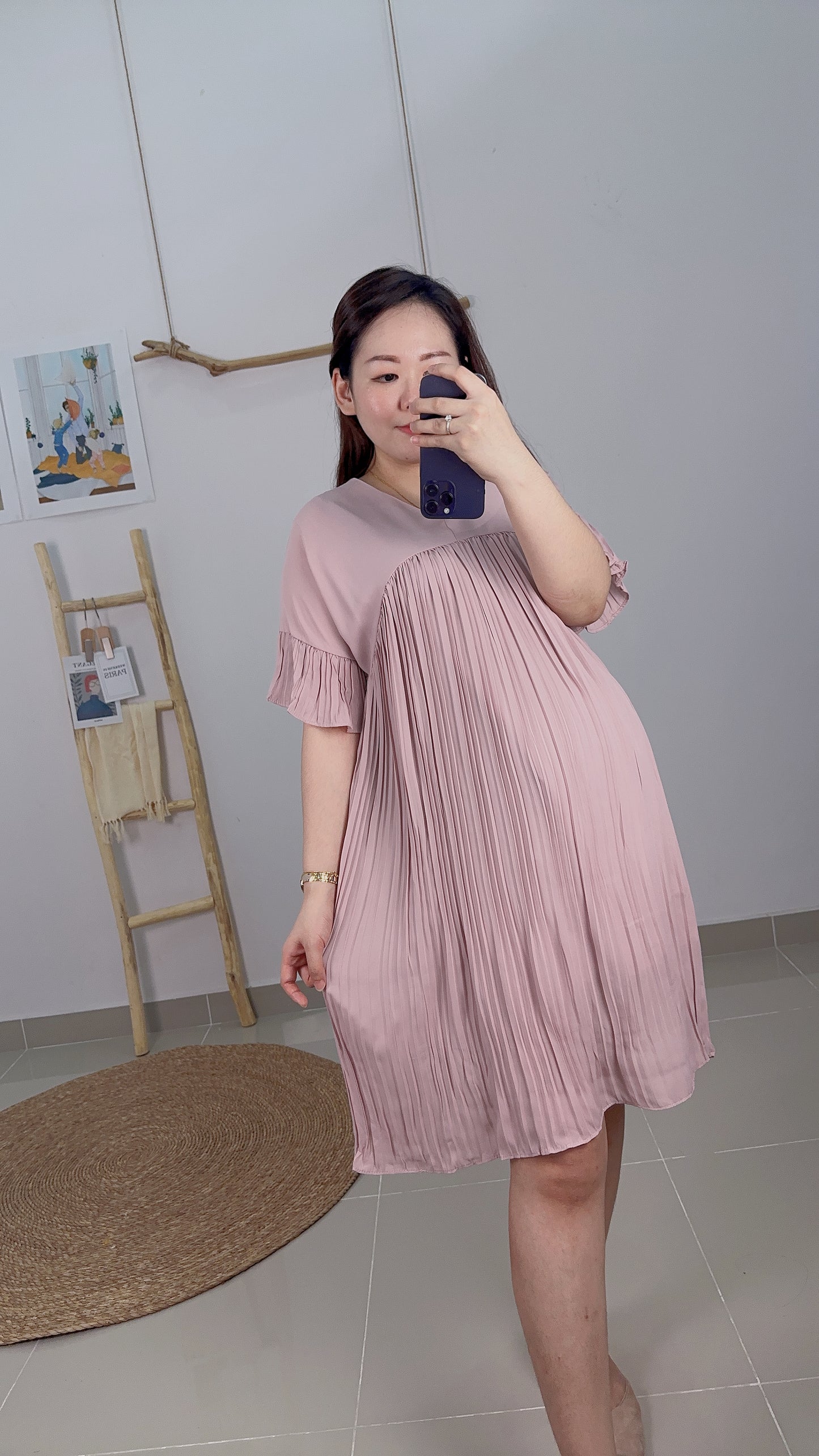 Louise Plain Mama’s Belly Dress