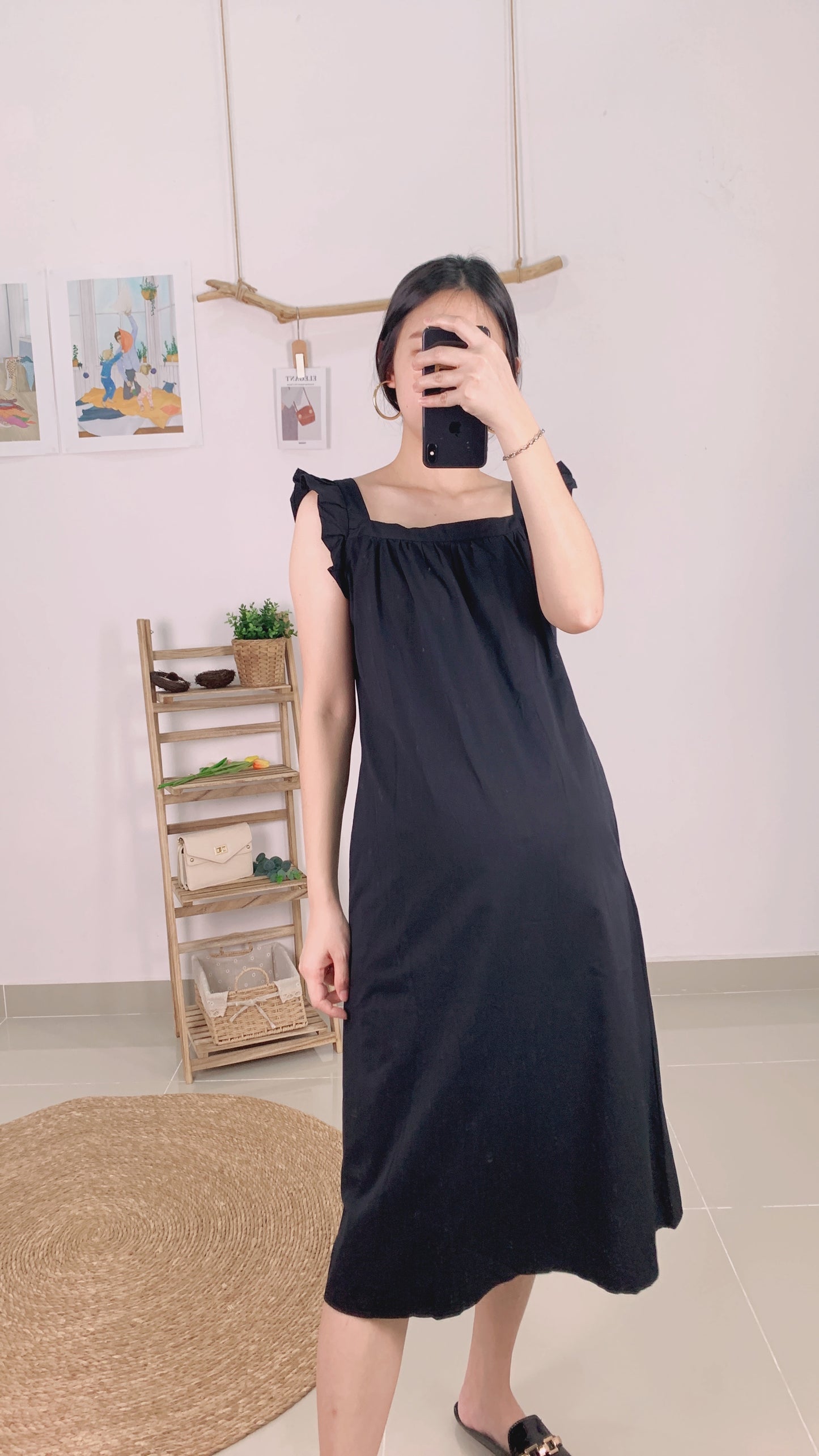 Numi Black Sleeveless Dress
