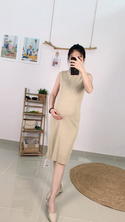 Luna-elle Sleeveless Knitted Dress