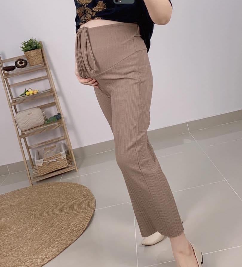 Maternity Wide-Leg Pant