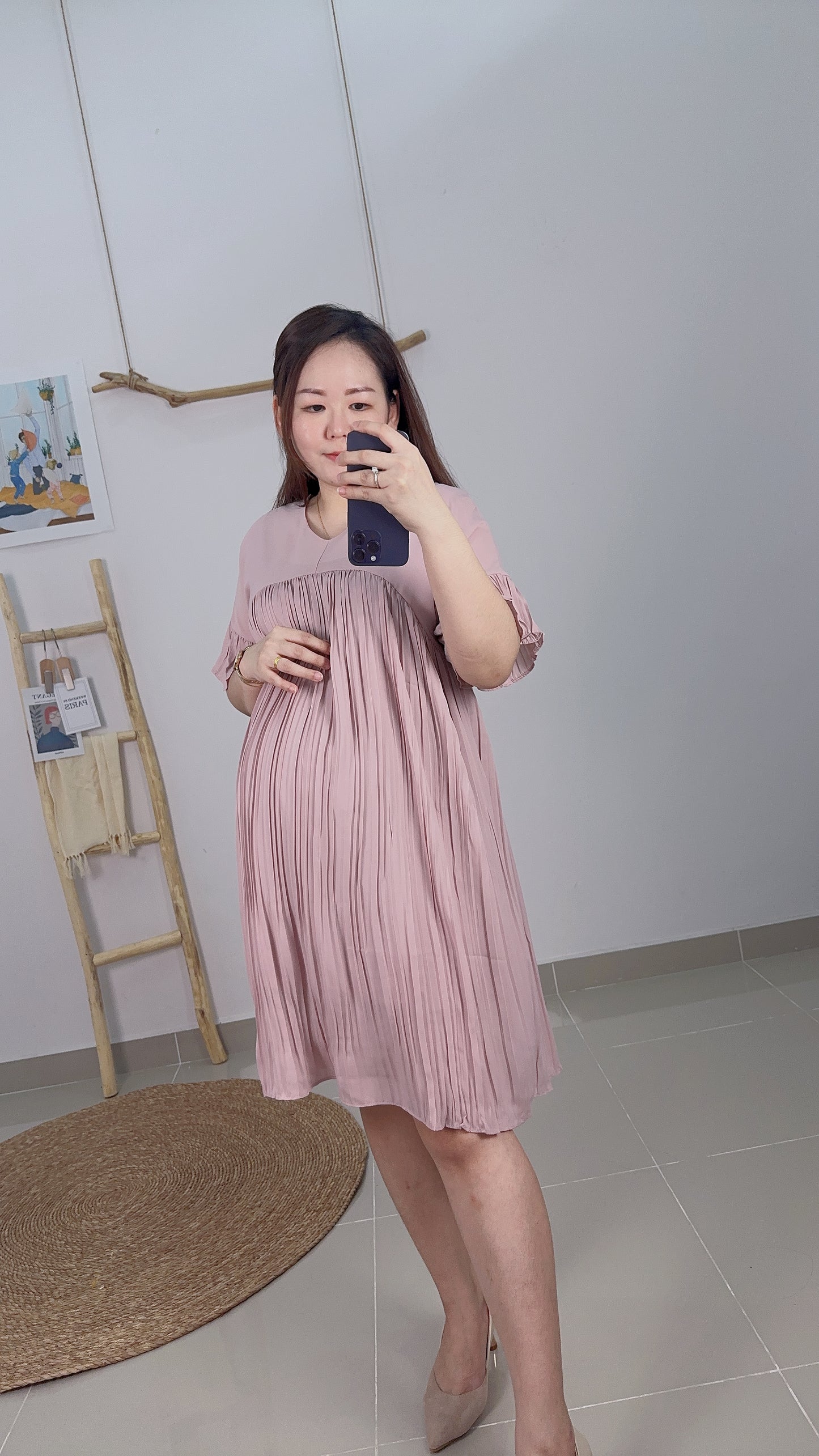 Louise Plain Mama’s Belly Dress